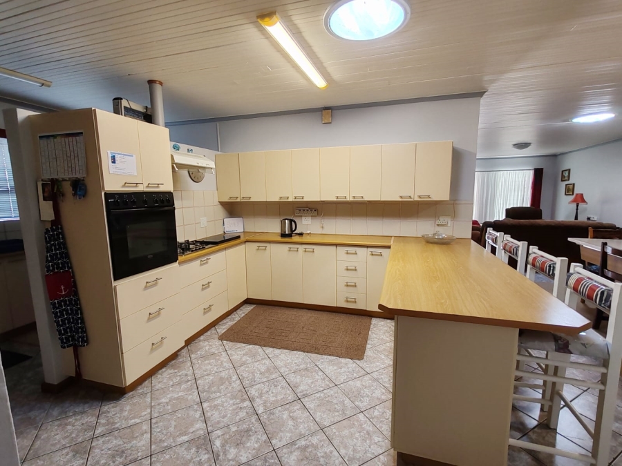 3 Bedroom Property for Sale in De Kelders Western Cape